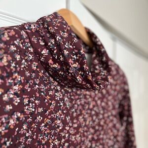 Floral Pattern LL Bean Turtleneck - Size M